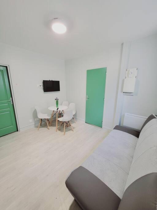 Appartement Proche St Denis "Appart 3" Pierrefitte-sur-Seine Eksteriør billede
