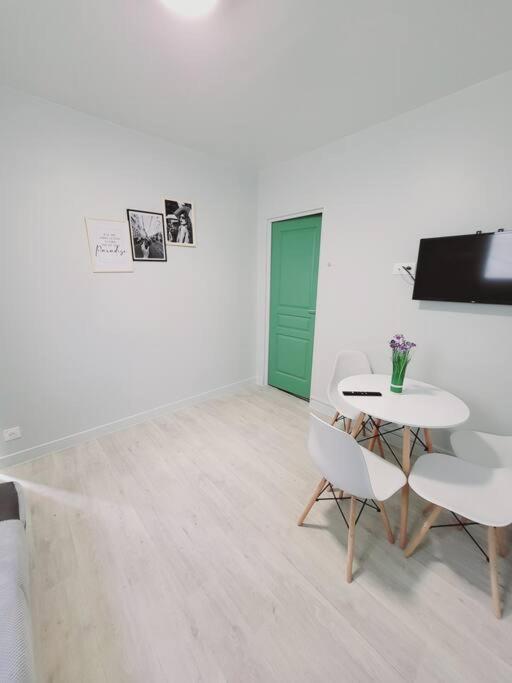 Appartement Proche St Denis "Appart 3" Pierrefitte-sur-Seine Eksteriør billede
